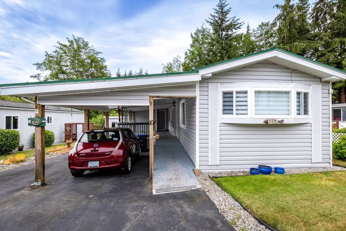 Sechelt, BC V7Z 0A3,4116 Browning RD #10