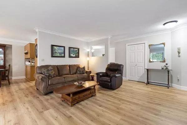 Abbotsford, BC V2S 2L6,33123 George Ferguson WAY #10