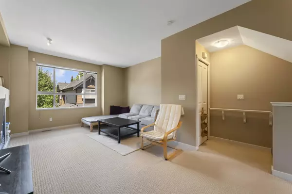 Richmond, BC V6Y 4J1,7733 Heather ST #37