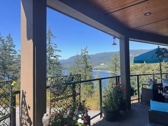 Sechelt, BC V7Z 0L8,5780 Marine WAY #201