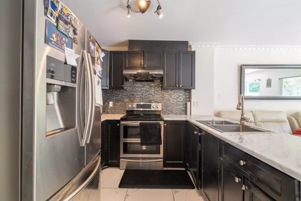 Surrey, BC V3W 1P3,12730 66 AVE #38