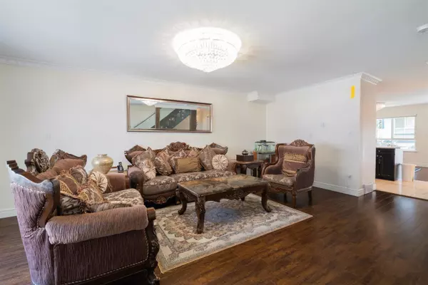 Surrey, BC V3W 1P3,12730 66 AVE #38