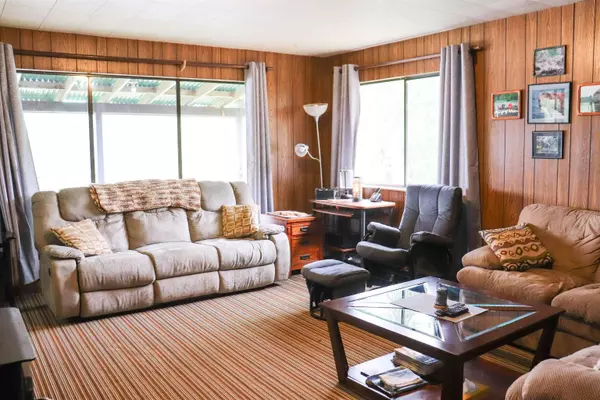 Egmont, BC V0N 1N0,6999 Old School TRL