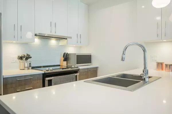 Langley, BC V2Y 0Y5,20829 77a AVE #413