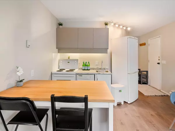 Whistler, BC V8E 0B5,2114 Sarajevo DR #2