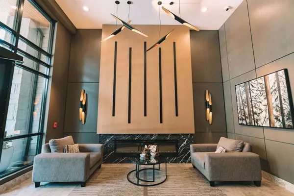 North Vancouver, BC V7J 0B8,2632 Library LN #311