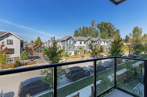 Langley, BC V2Y 4J9,20356 72b AVE #211