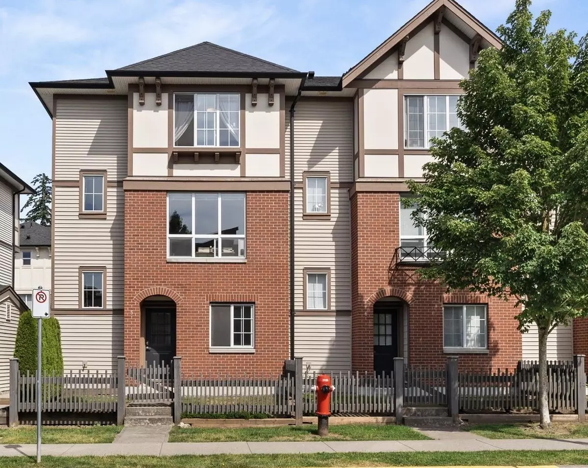 Langley, BC V2Y 0M4,7848 209 ST #5