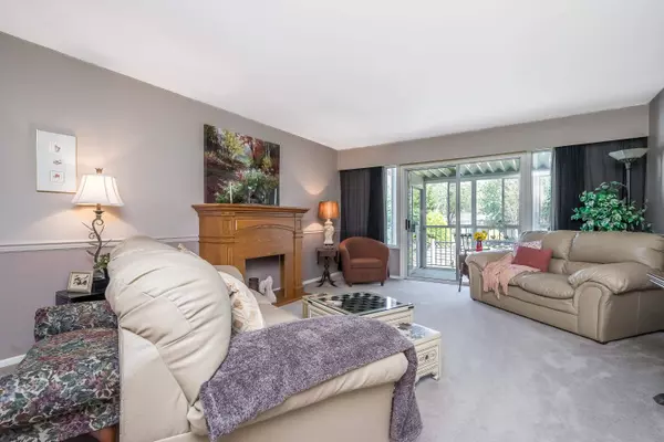 Abbotsford, BC V2T 5T7,32691 Garibaldi DR #202