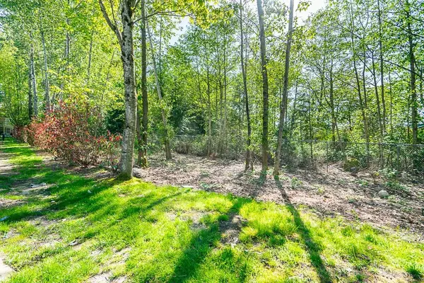 Surrey, BC V3W 1P3,12730 66 AVE #40