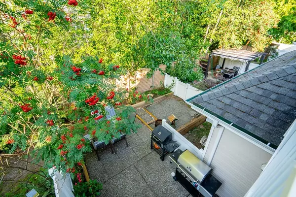 13918 58 AVE #14,  Surrey,  BC V3X 3N8
