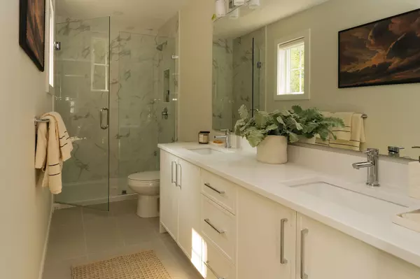 Langley, BC V2Y 3T7,7919 204b ST #5