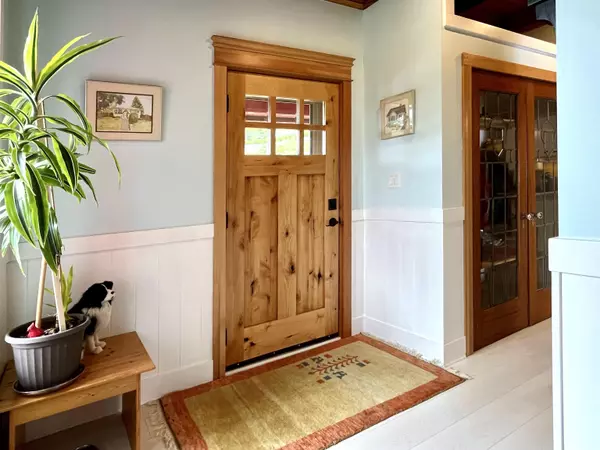 Gibsons, BC V0N 1V1,794 Chamberlin RD