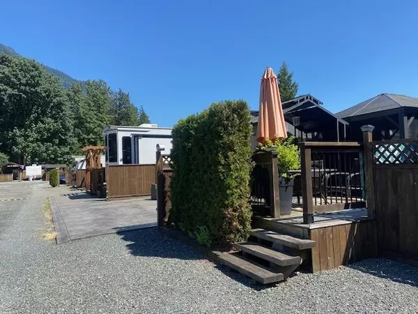 Harrison Hot Springs, BC V0M 1K0,670 Hot Springs RD #120