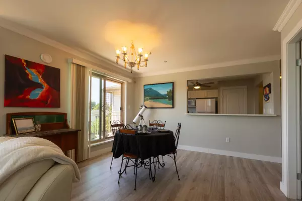 Surrey, BC V3R 0X7,15210 Guildford DR #415