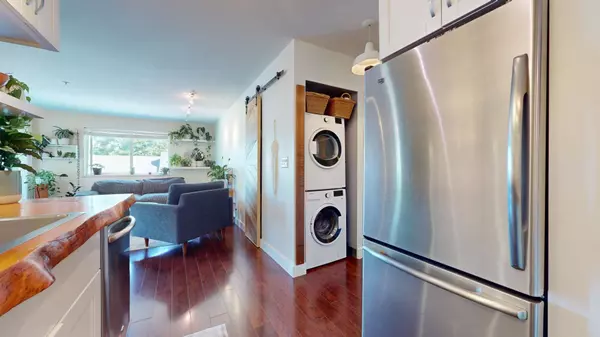 Squamish, BC V8B 0M3,40180 Willow CRES #E201