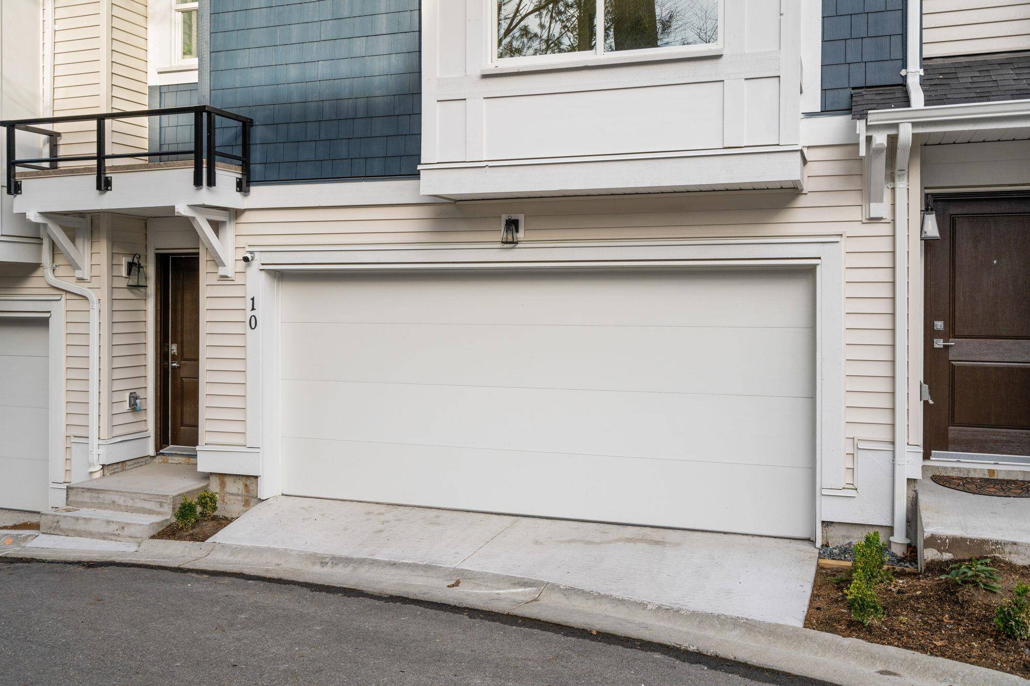 Surrey, BC V3X 0K6,14355 62 AVE #10