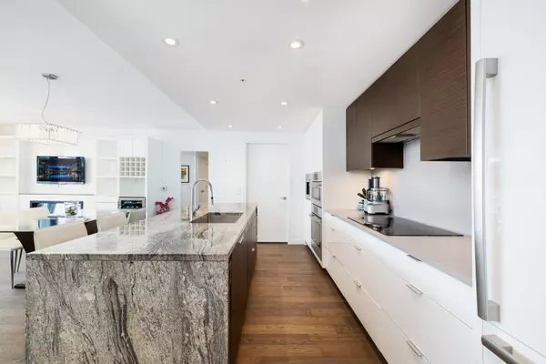 Vancouver, BC V6A 0H3,1688 Pullman Porter ST #1006