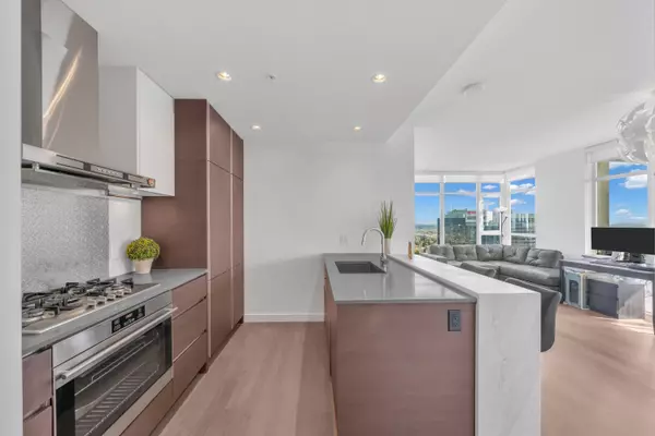 Burnaby, BC V5H 0H3,4670 Assembly WAY #4002