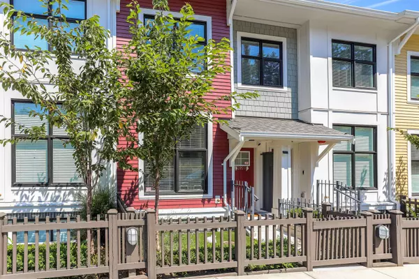 2820 Hope ST, Port Moody, BC V3H 0L6