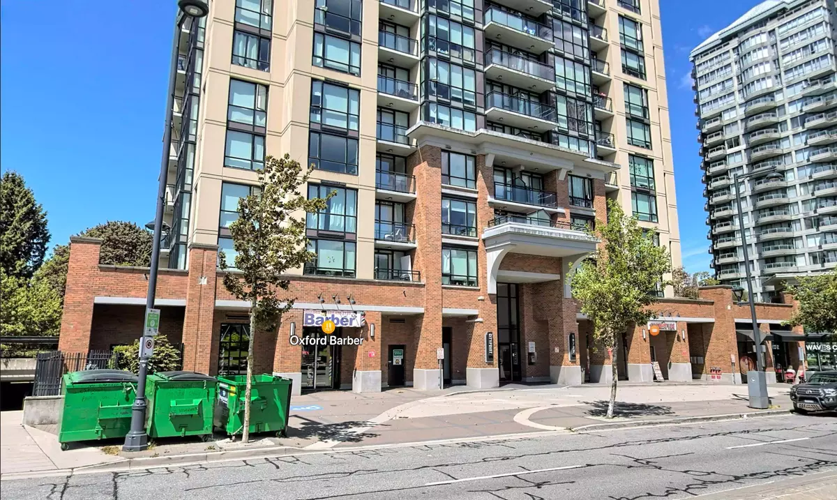 Surrey, BC V3T 0E6,10777 University DR #302