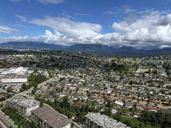 4880 Lougheed HWY #4103,  Burnaby,  BC V5C 0N1