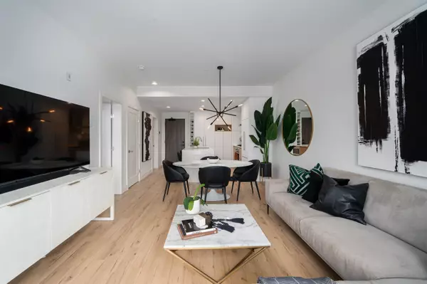 Port Moody, BC V3H 0L9,3131 Murray ST #311