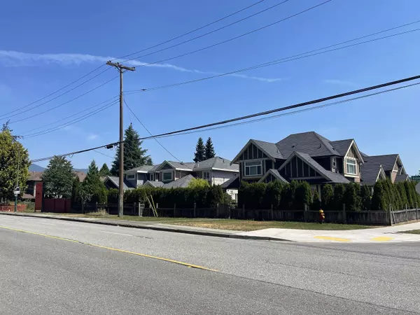 Coquitlam, BC V3J 4G9,943 Robinson ST