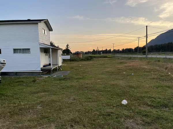 Mission, BC V0M 1G0,39582 Lougheed HWY