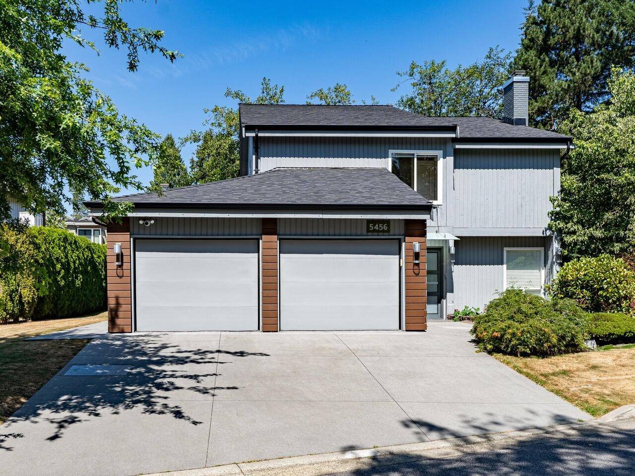 5456 Elwyn DR,  Burnaby,  BC V5E 4A2