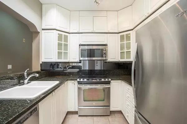 Richmond, BC V6Y 1L6,8380 Jones RD #301