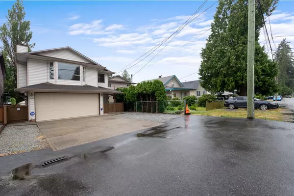 Port Coquitlam, BC V3B 1X7,1844 Salisbury AVE