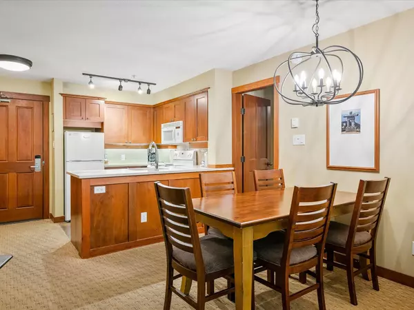 Whistler, BC V8E 0Y9,4653 Blackcomb WAY #210 G3