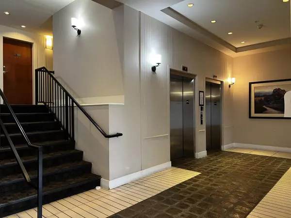 Surrey, BC V3R 0B5,10180 153 ST #101