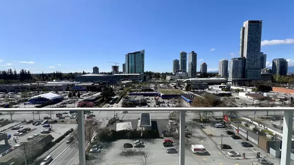 Surrey, BC V3T 1N7,13685 102 AVE #1210