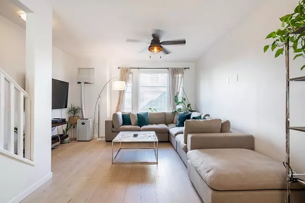 Surrey, BC V4N 5T8,6575 192 ST #69