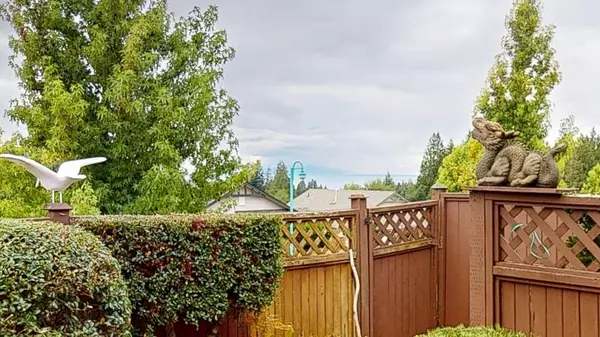 Sechelt, BC V7Z 0N5,5700 Emily WAY