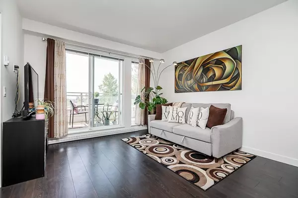 Surrey, BC V3T 0M7,10581 140 ST #510