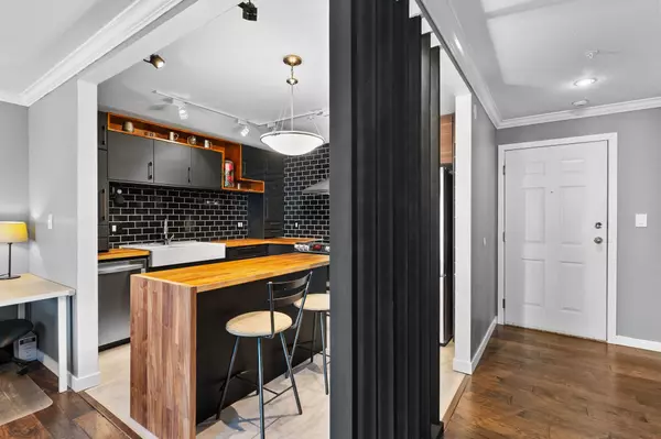 Abbotsford, BC V2S 3E2,2575 Ware ST #203