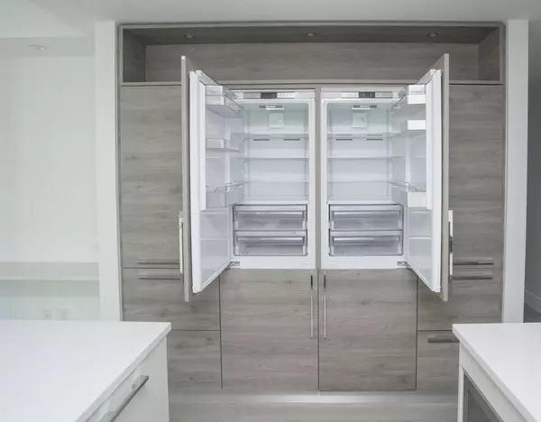 Burnaby, BC V3N 0G9,7388 Kingsway #2302