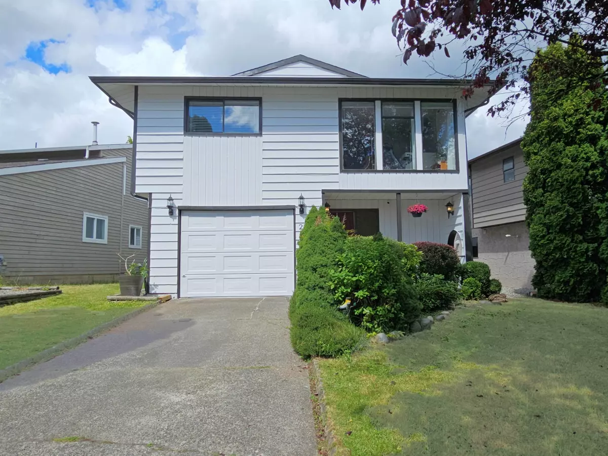 Langley, BC V2Y 1B3,2397 Wakefield DR