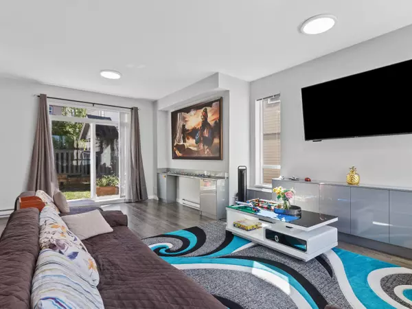 Abbotsford, BC V2T 0H6,30930 Westridge PL #32