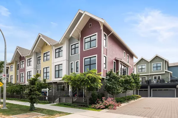 2803 St George ST, Port Moody, BC V3H 0L6