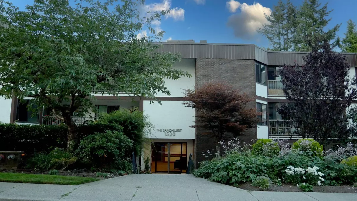 White Rock, BC V4B 3T7,1520 Vidal ST #107