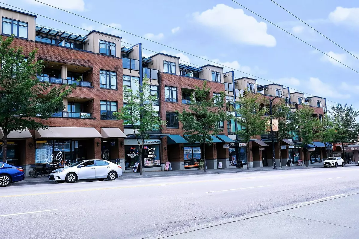 Vancouver, BC V5L 0A5,2150 E Hastings ST #322