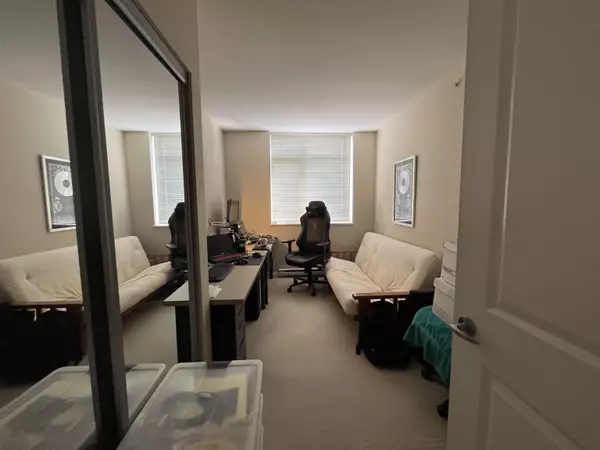 New Westminster, BC V3M 0C6,888 Carnarvon ST #3303