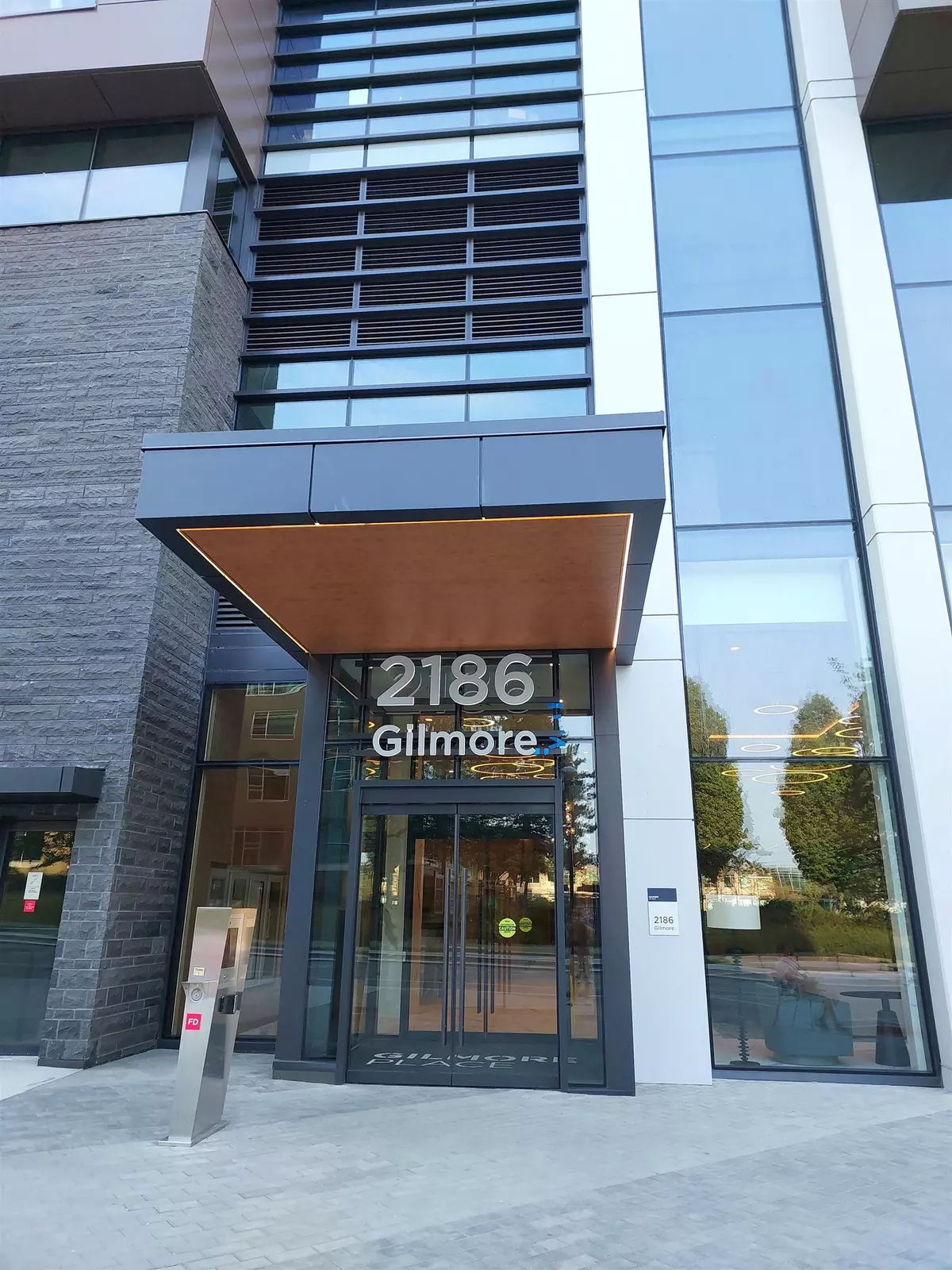 Burnaby, BC V5C 0N7,2186 Gilmore AVE #1308