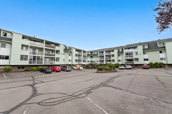 Abbotsford, BC V2T 4V2,31850 Union AVE #215