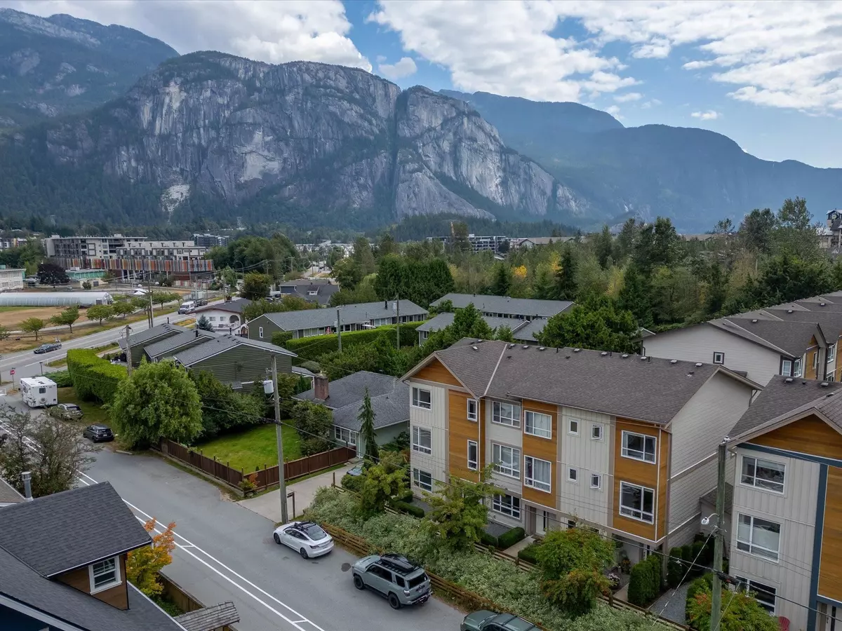 Squamish, BC V8B 0A9,1188 Wilson CRES #7