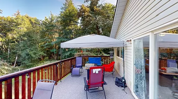 Sechelt, BC V0N 3A5,6039 Parkview PL